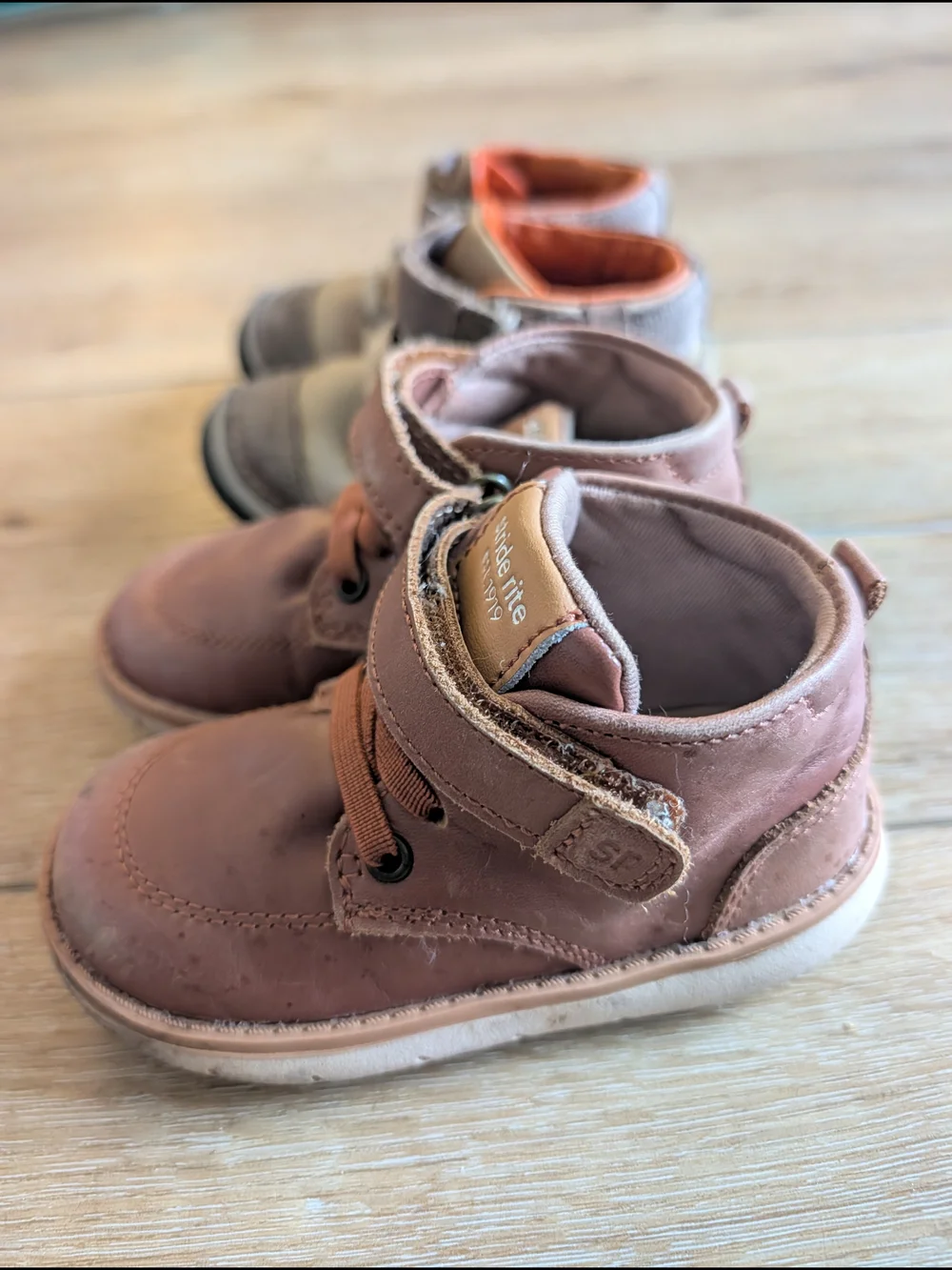 Stride Rite soft leather