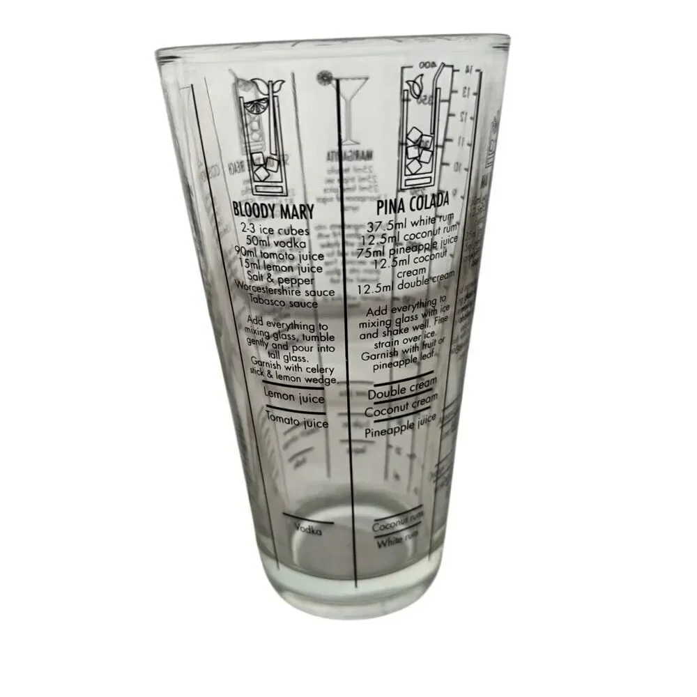 No Brand bartender cocktail