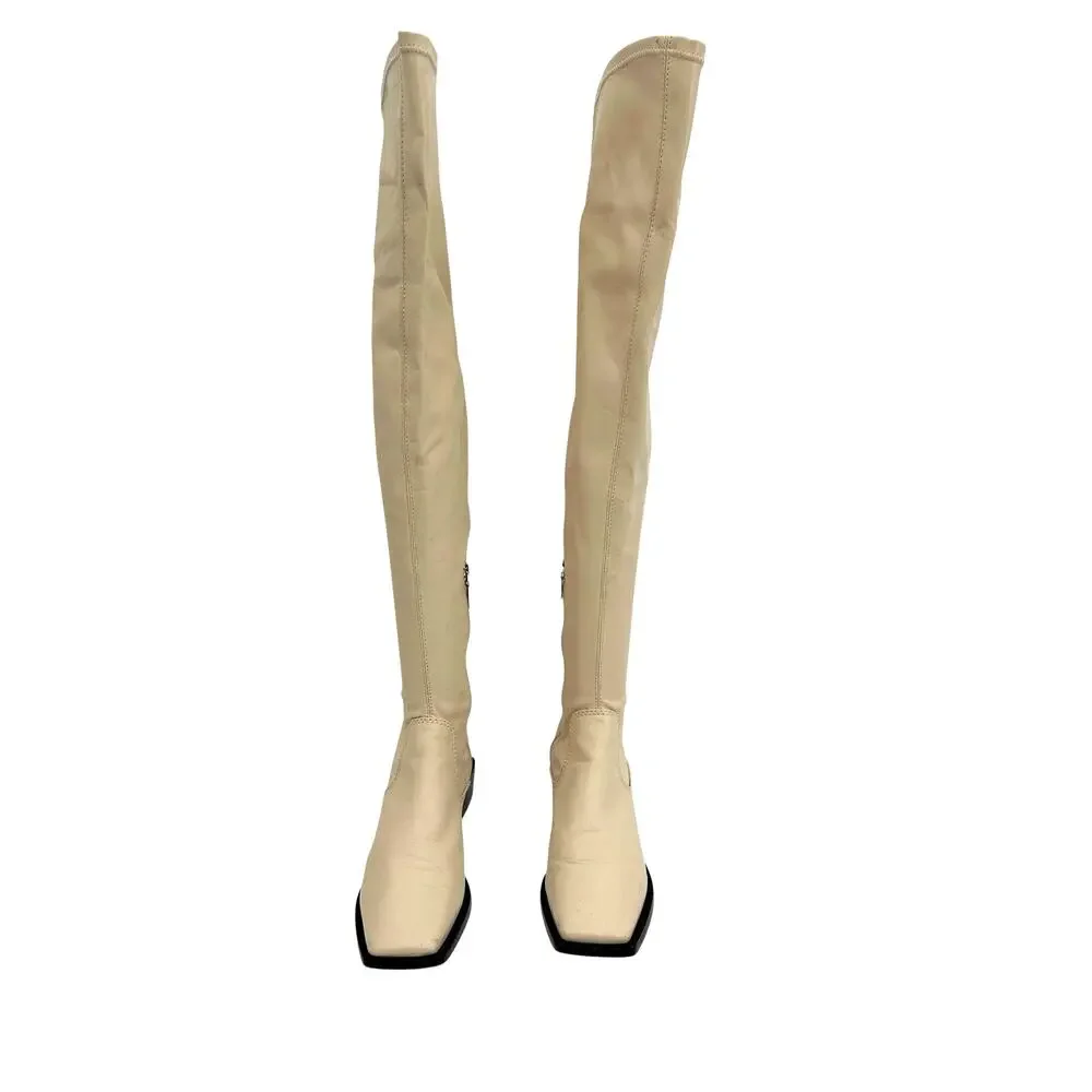 SCHUTZ make statement