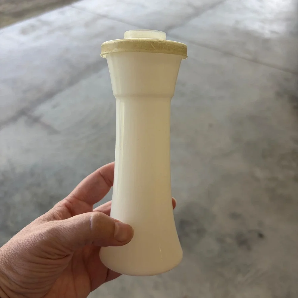 Tupperware vintage hourglass