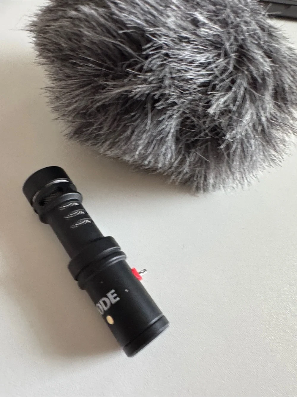 RHODE VideoMic Me-L Shotgun Microphone