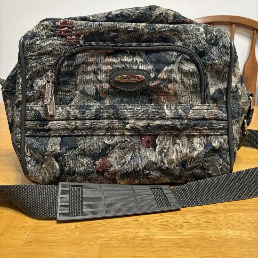 Jaguar Makeup Travel Toiletry Bag Cosmetic‎ Carry On 11.5