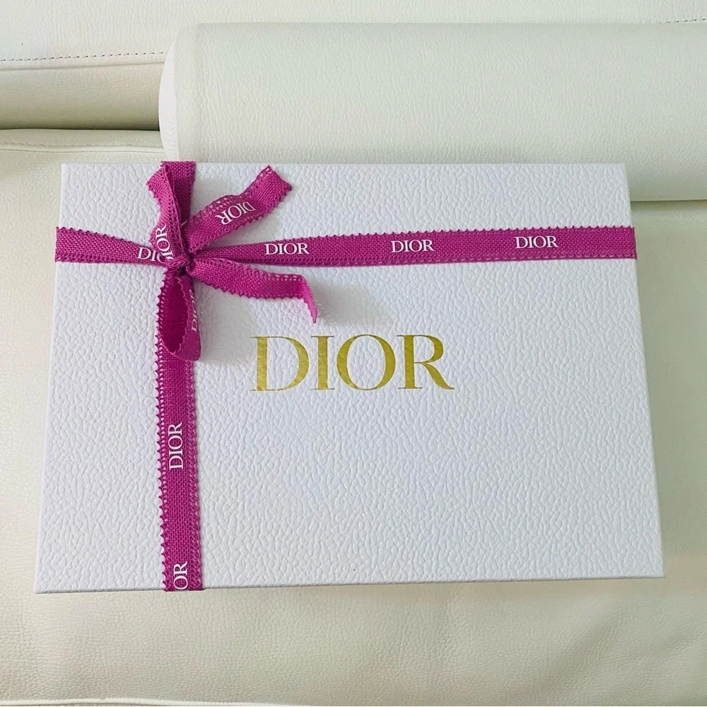 Dior gift box