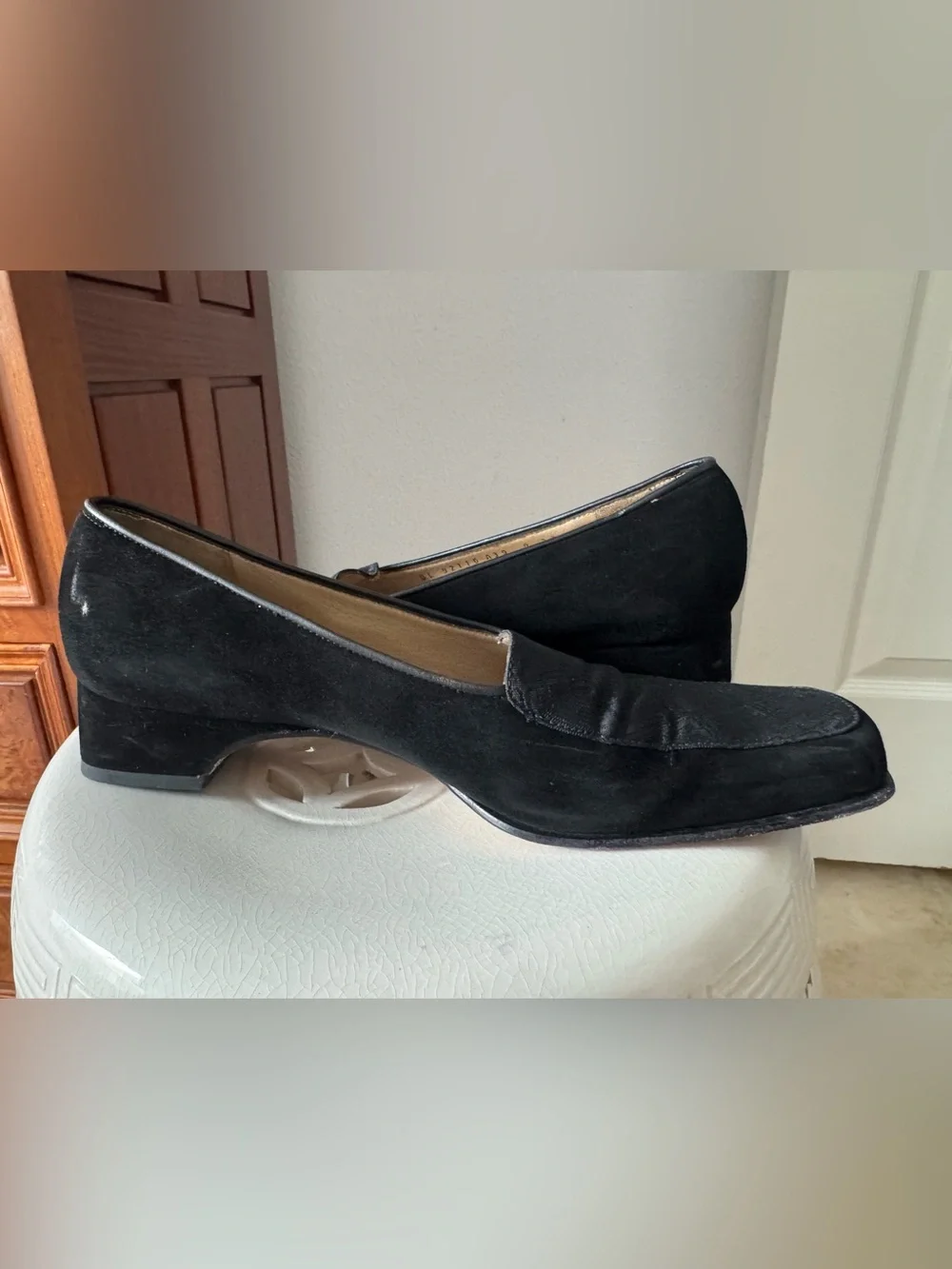 Salvatore Ferragamo elegant black