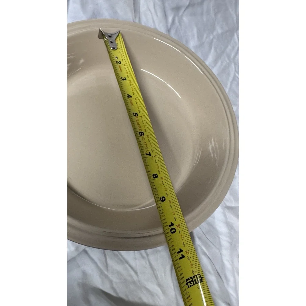 Le Creuset features adds maintenance