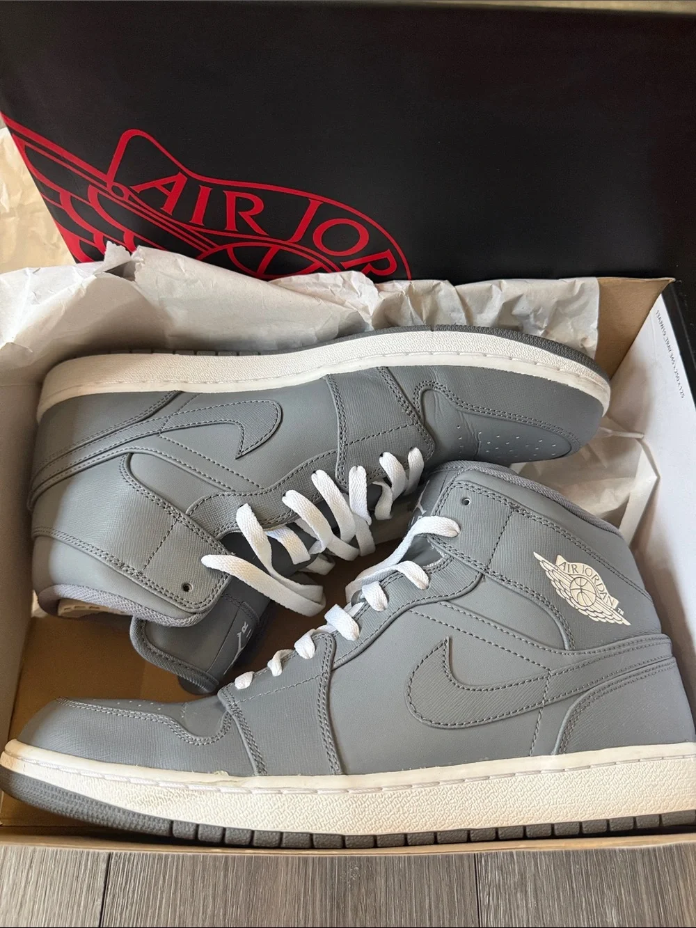 Air Jordan 1 Mid ‘-Cool Grey Whote’