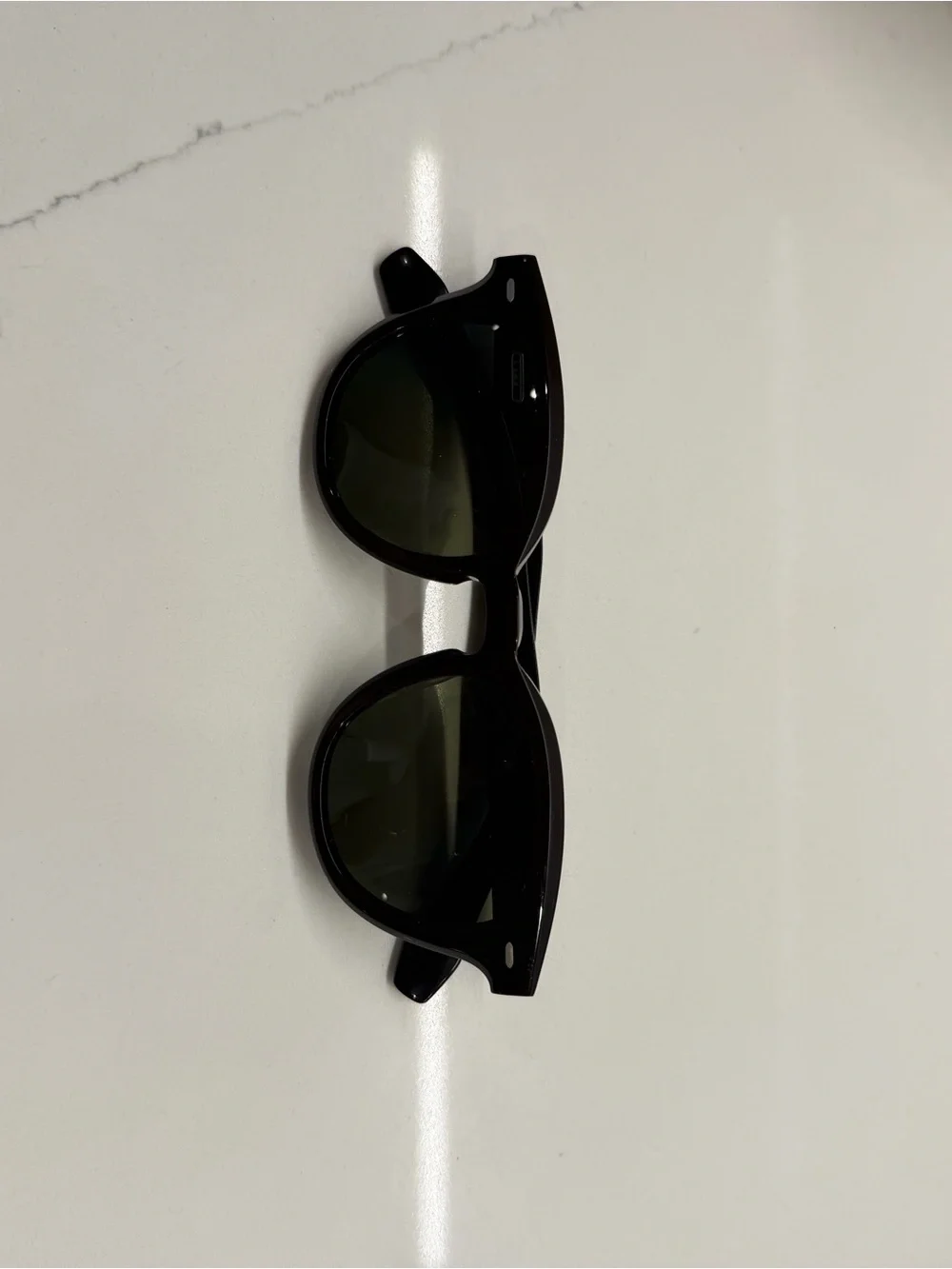 Oliver Peoples great lots