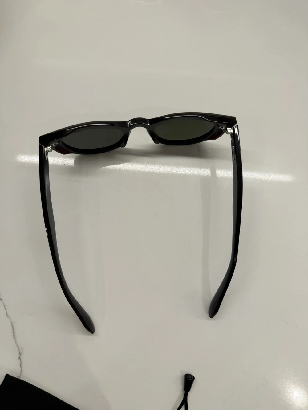 Oliver Peoples great lots