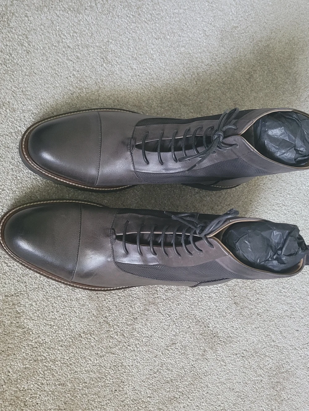 N/A gray leather