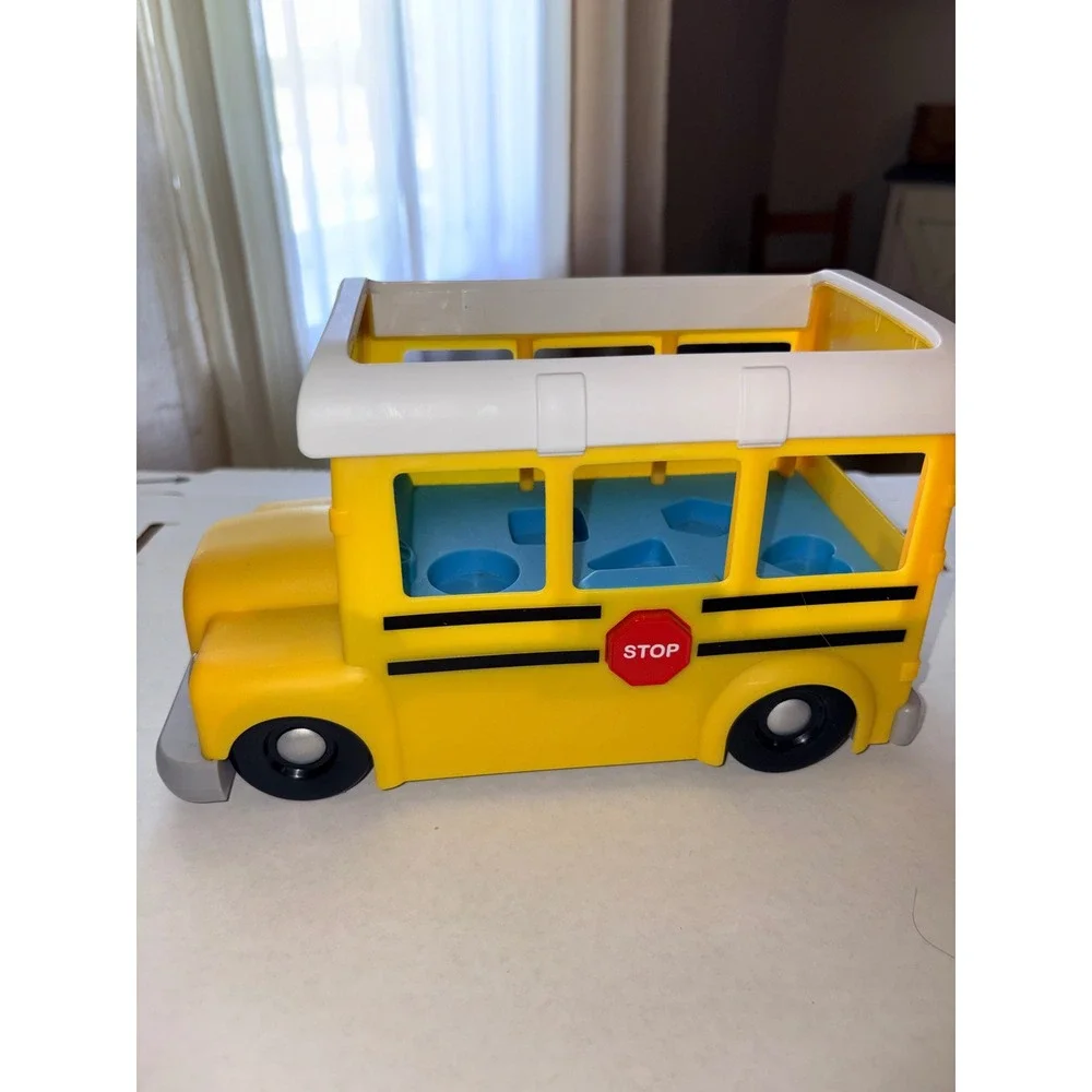 CoComelon musical yellow