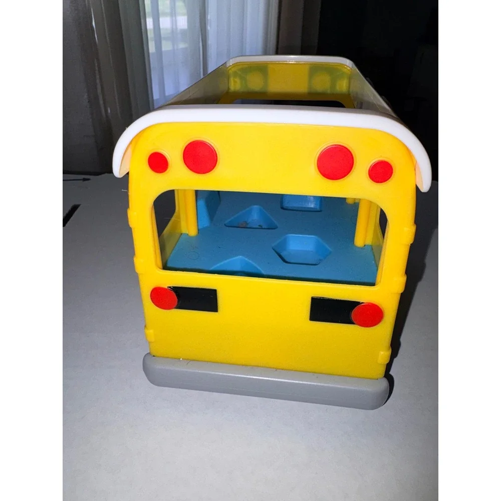 CoComelon musical yellow