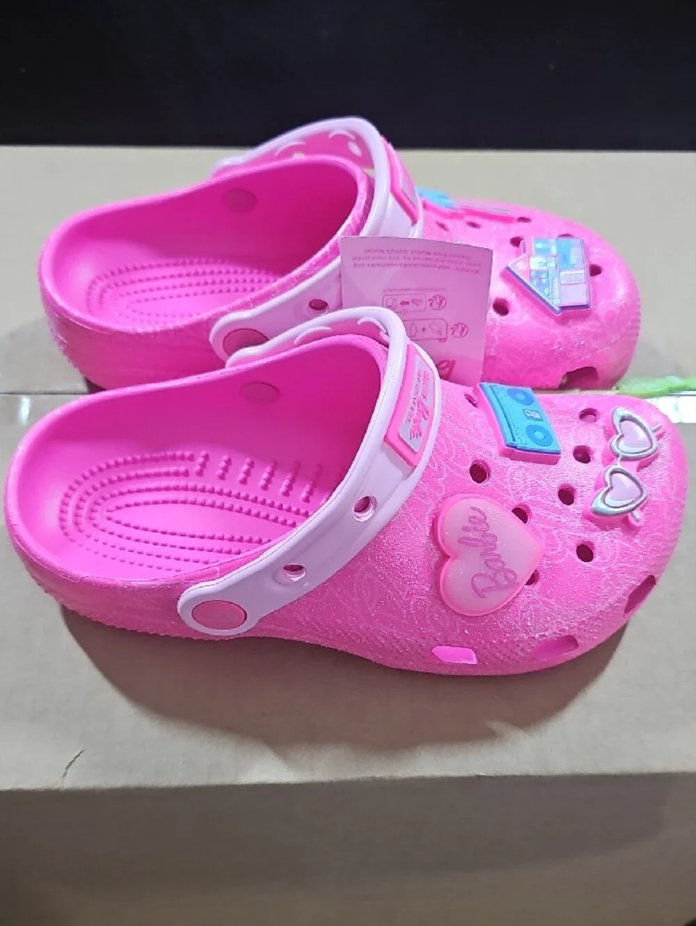 CROCS sandals slip breathability