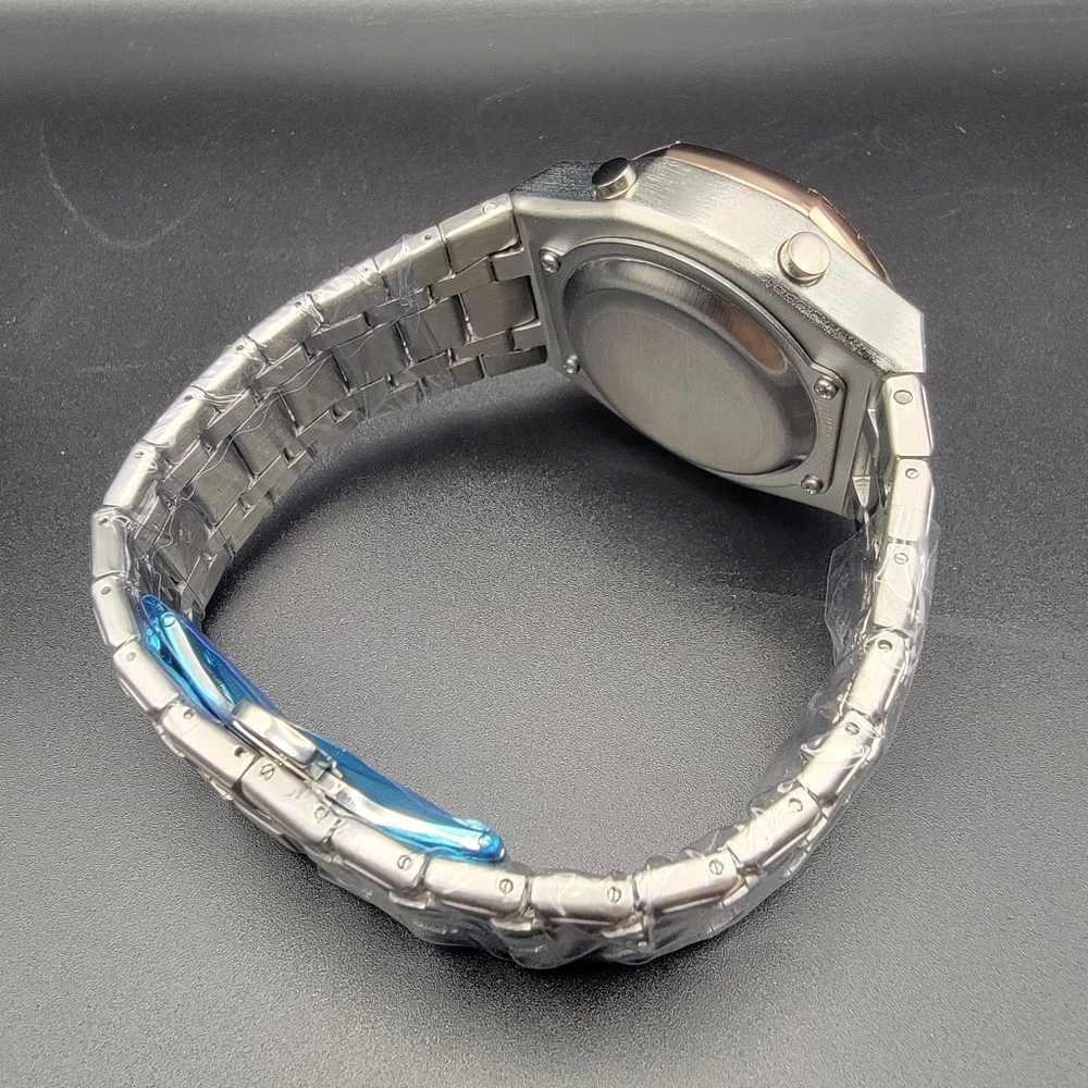 Activa crystals chronograph