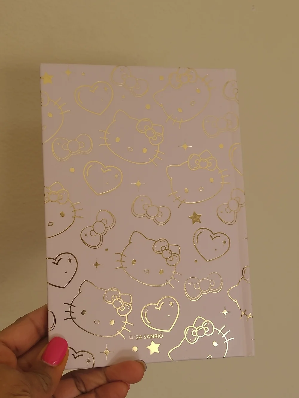 Hello Kitty bows compact