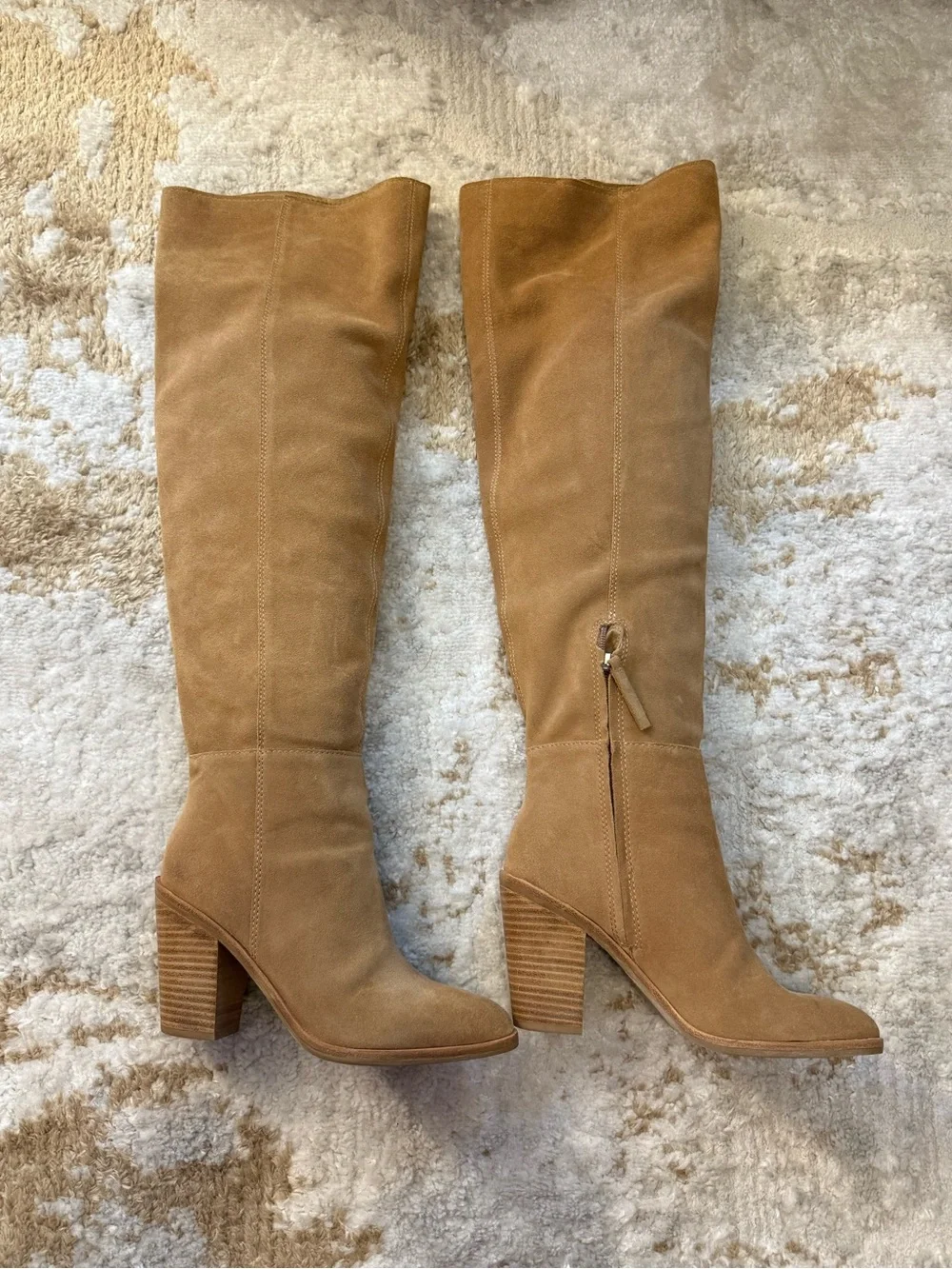 T&B stylish women