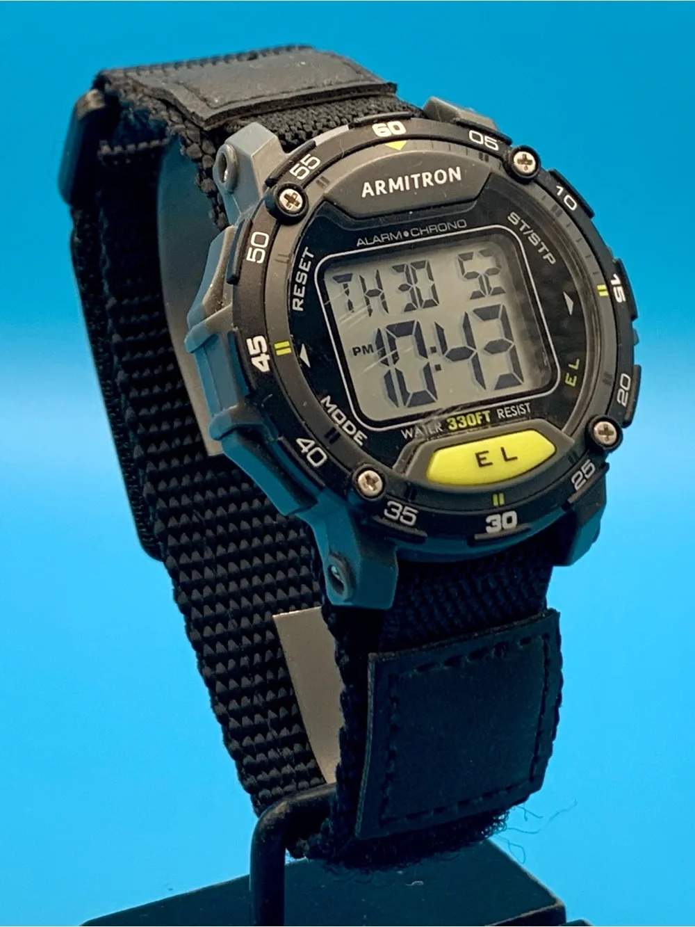 Armitron outdoor sleek handling