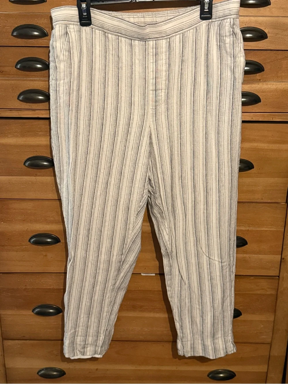 Women’s Slim Linen-Blend Striped Cropped Pants- Banana Republic Hayden pant