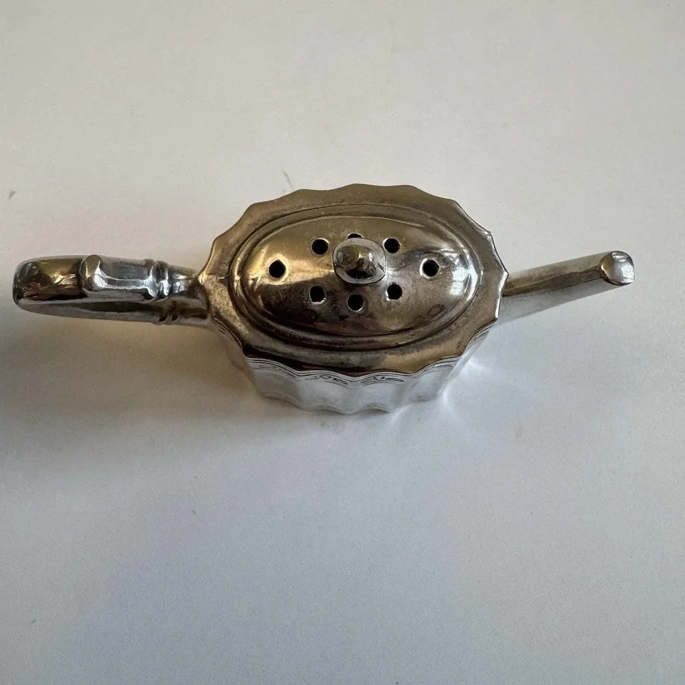 Vtg Godinger Silver Art Co. Teapot/Coffee Pot Silver Salt & Pepper Shakers Set
