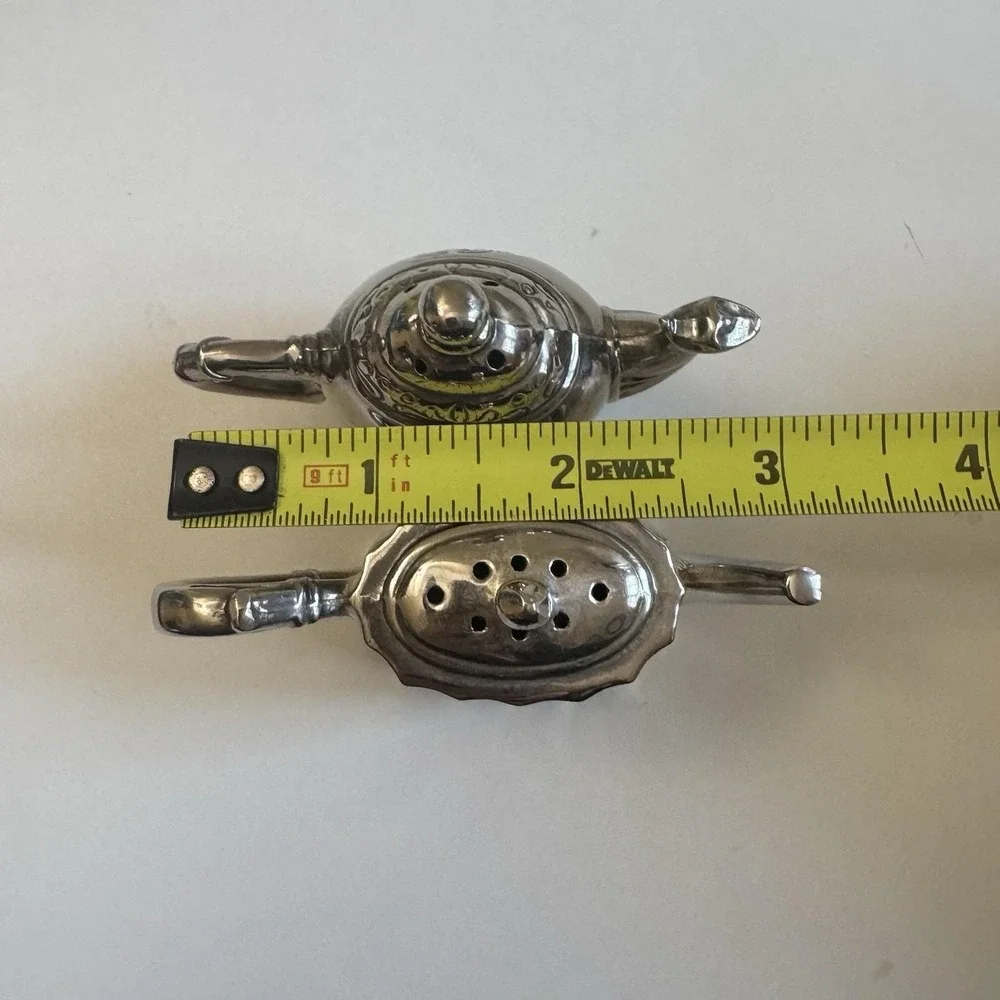 Vtg Godinger Silver Art Co. Teapot/Coffee Pot Silver Salt & Pepper Shakers Set