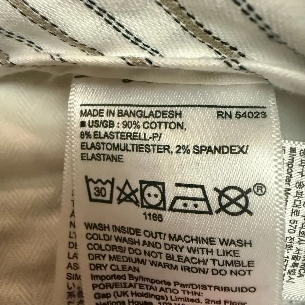 Banana Republic step up