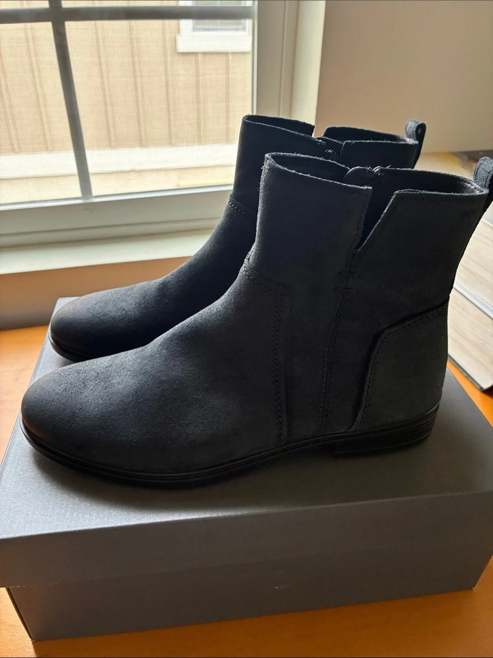 Ecco classic ankle