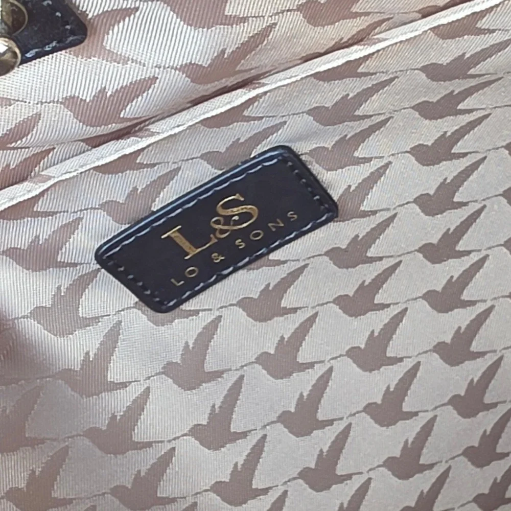 Lo & Sons lo sons