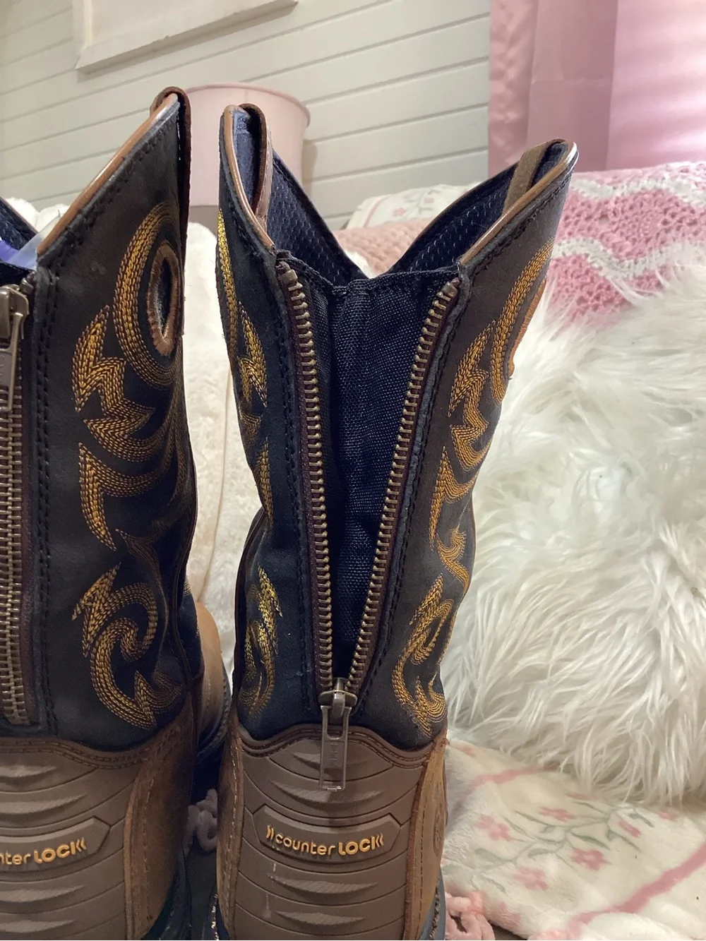 Georgia Boot interior view