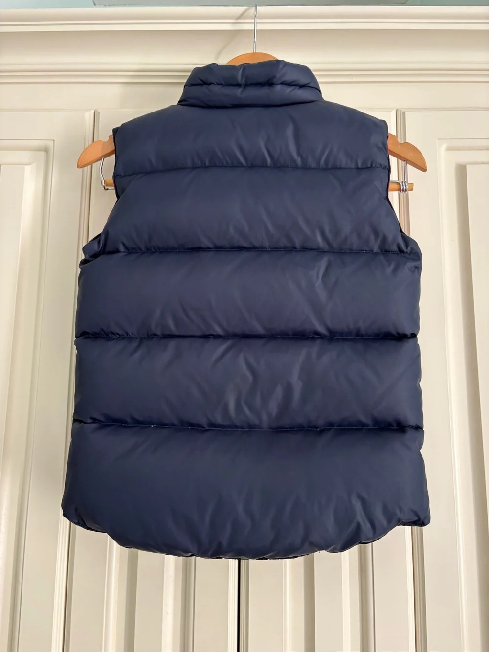 GAP sleeveless vest