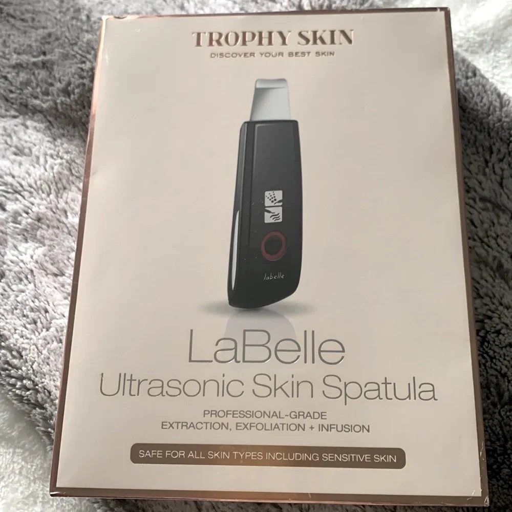 Trophy Skin ⭐️brand new