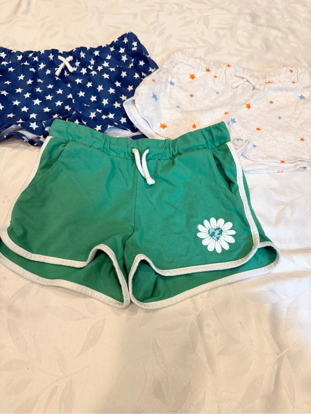 Old Navy play easy but