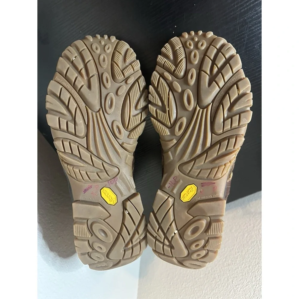 Merrell pre owned