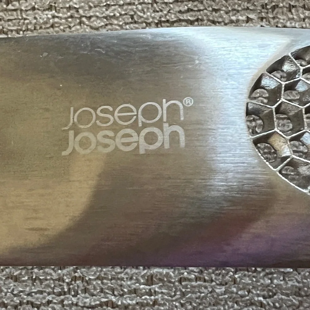 Joseph Joseph joseph rocker