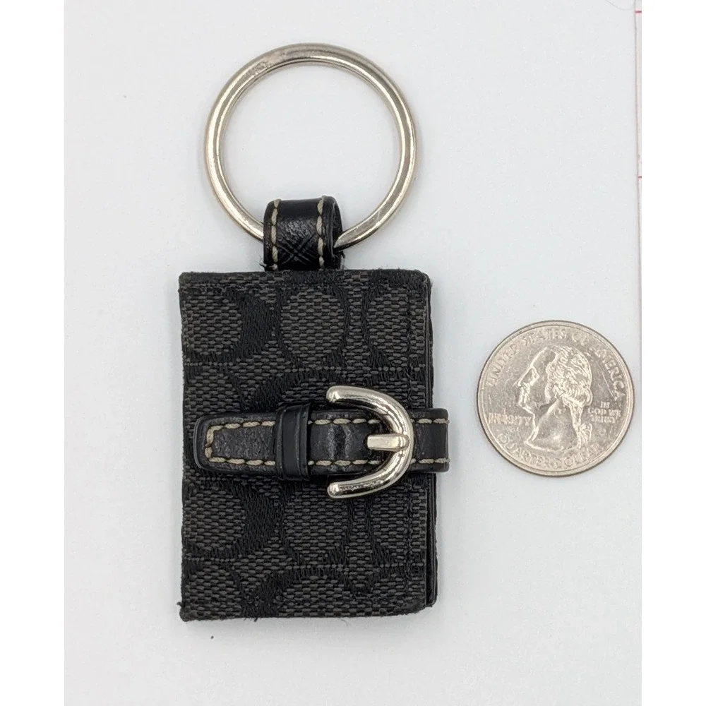 Coach pre owned