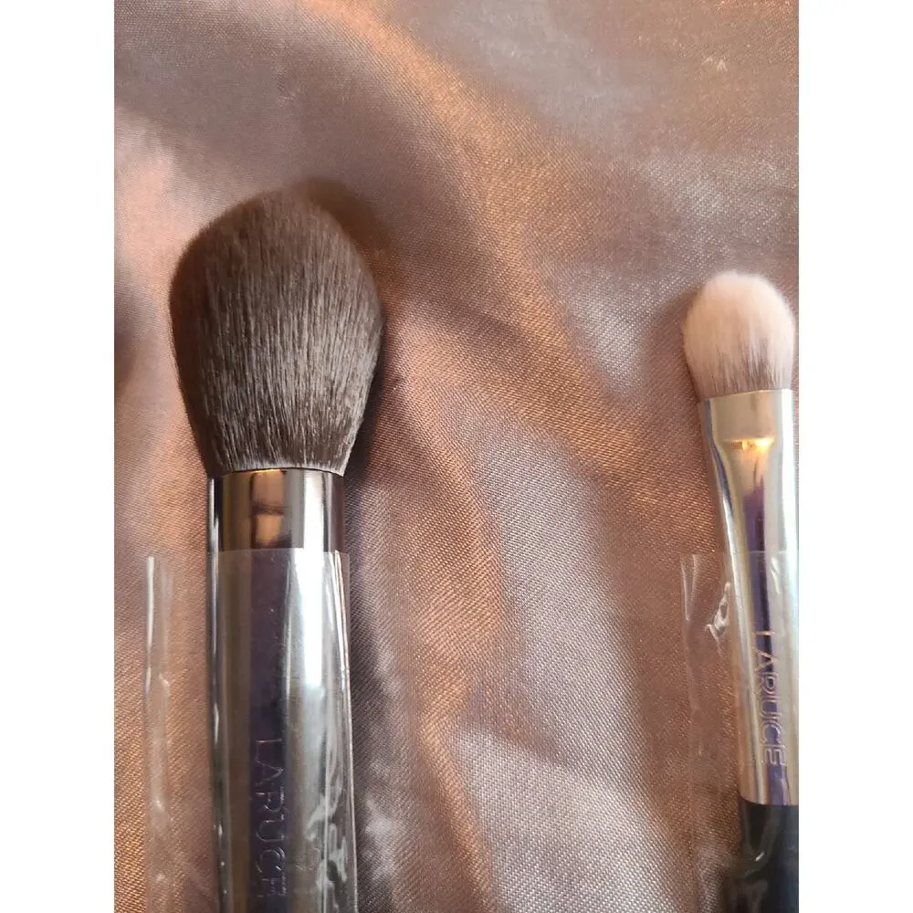 Laruce set face
