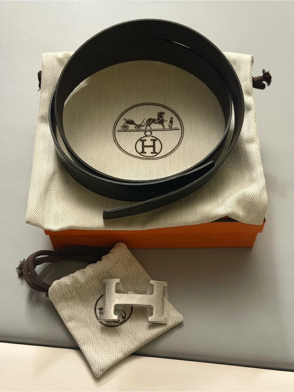 *Giftable* Hermes Black Chocolate Reversible Leather Belt with Silver H Buckle