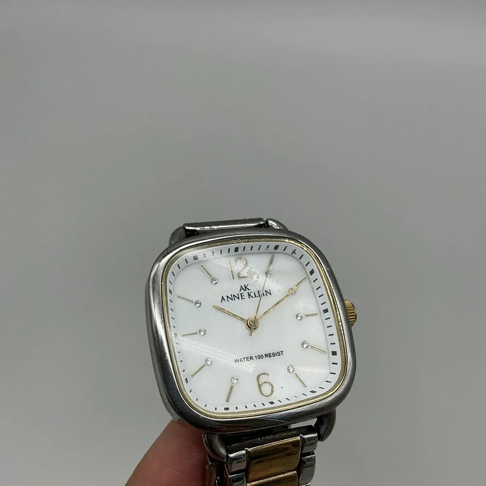 Anne Klein see photos