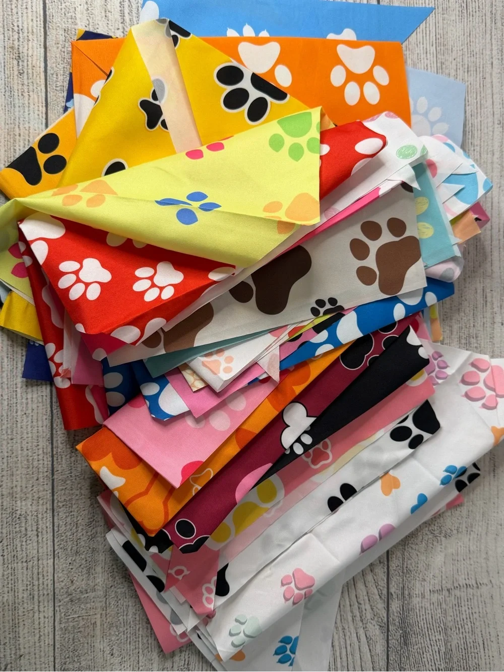 25 Pack of Paw Print Dog Bandanas Cute Footprint