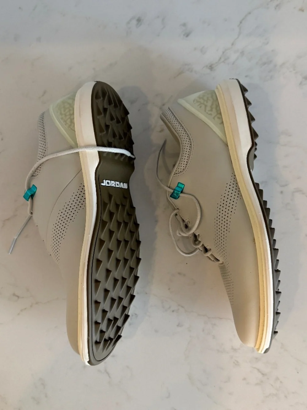 Jordan great worn scuffs