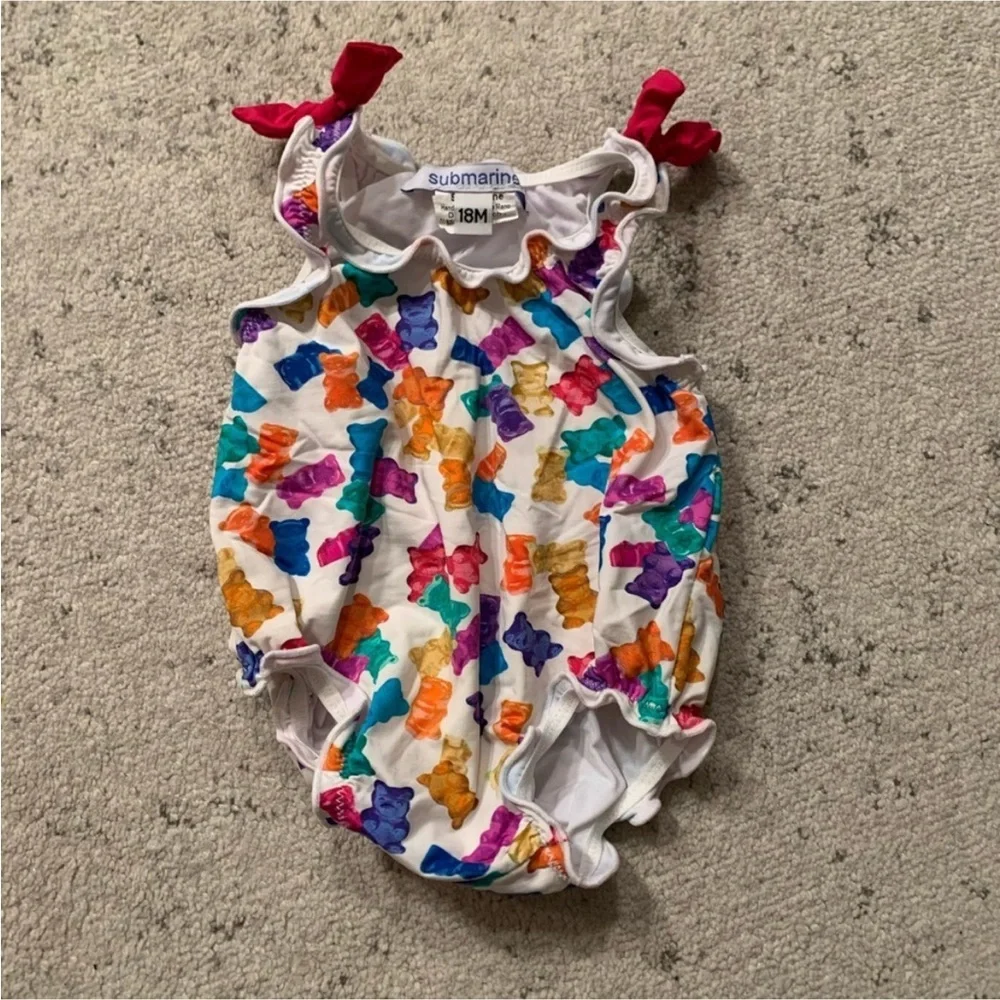 Submarine bundle swim
