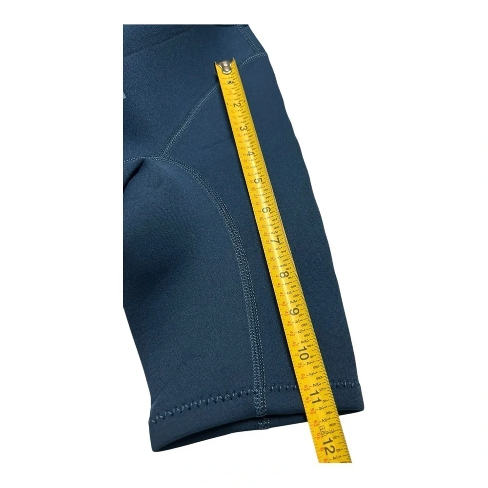 Decathlon neoprene shorty