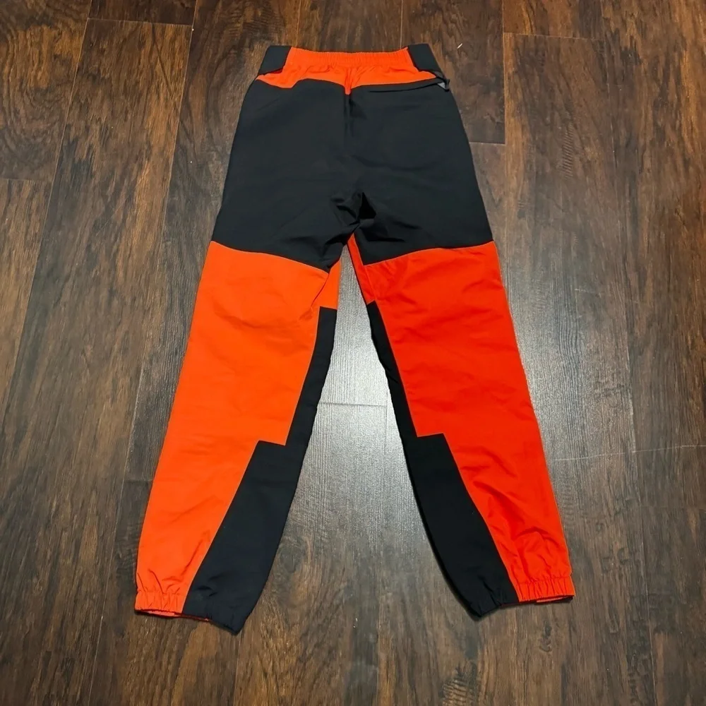 Gucci bold orange