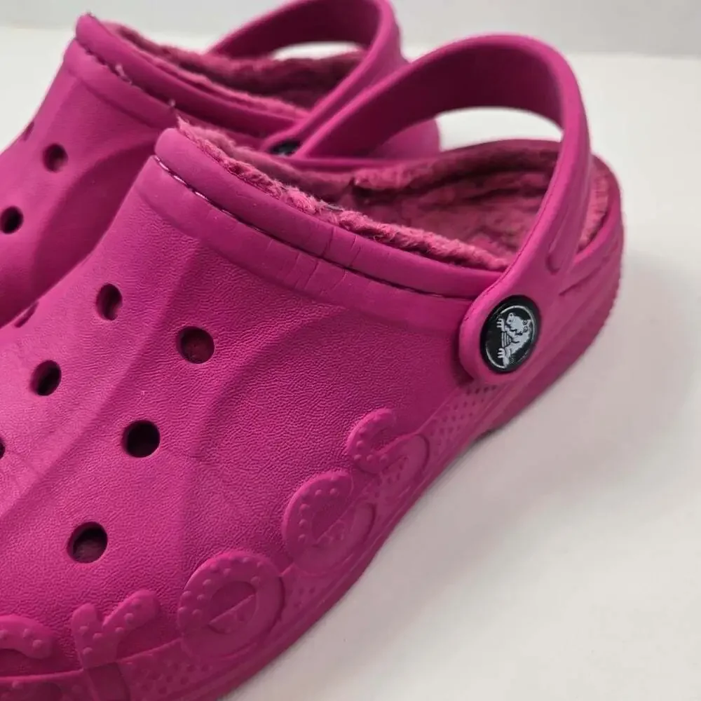 CROCS comfortable stylish