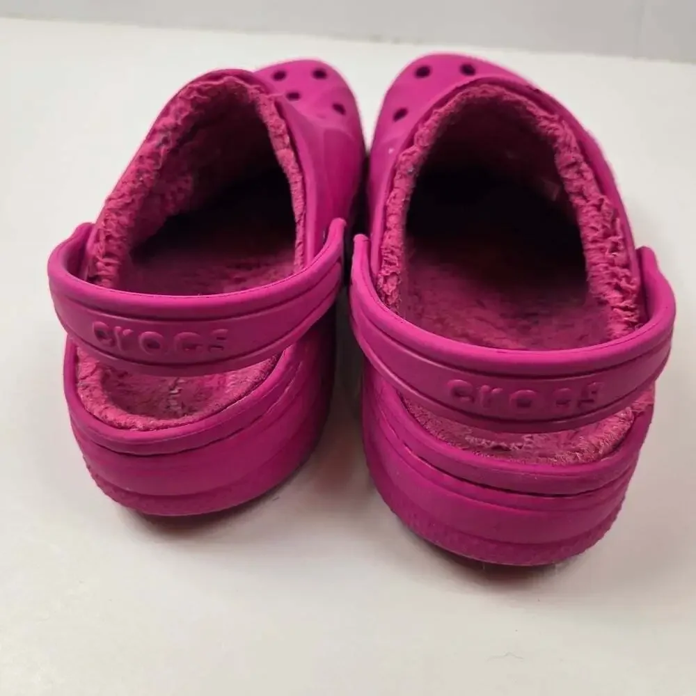 CROCS comfortable stylish