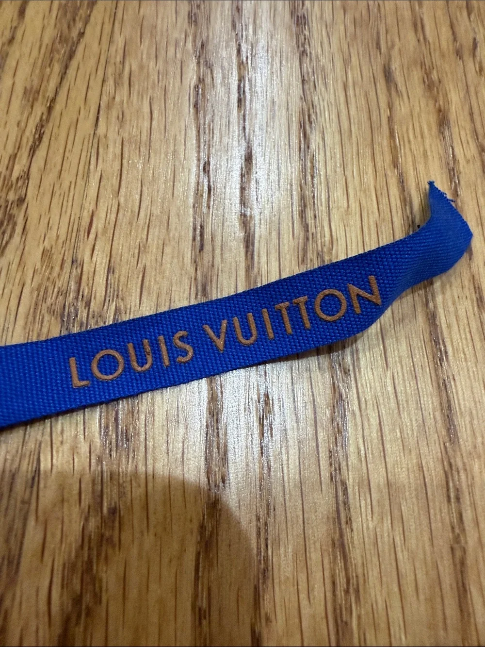 Louis Vuitton 86 inches