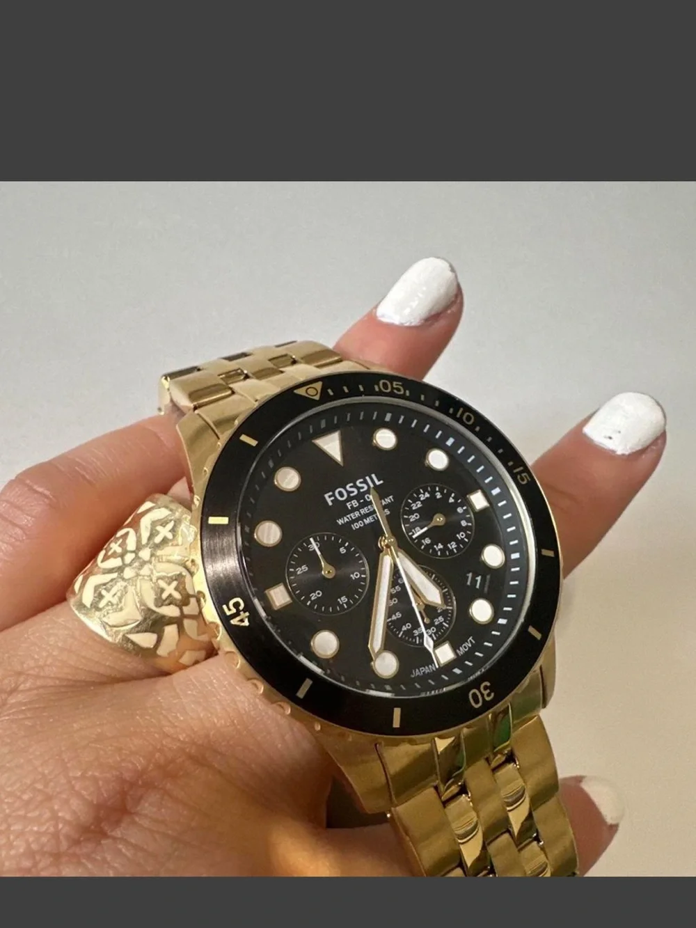 Fossil gold tone