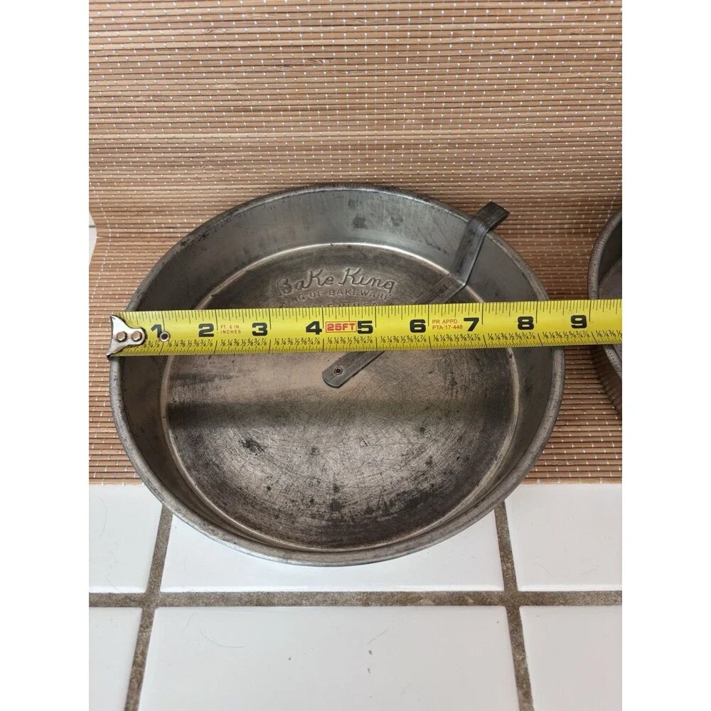 Vintage Bake King 2-Piece Round Metal Cake Pan Set 9in x 2in Deep, Made in USA