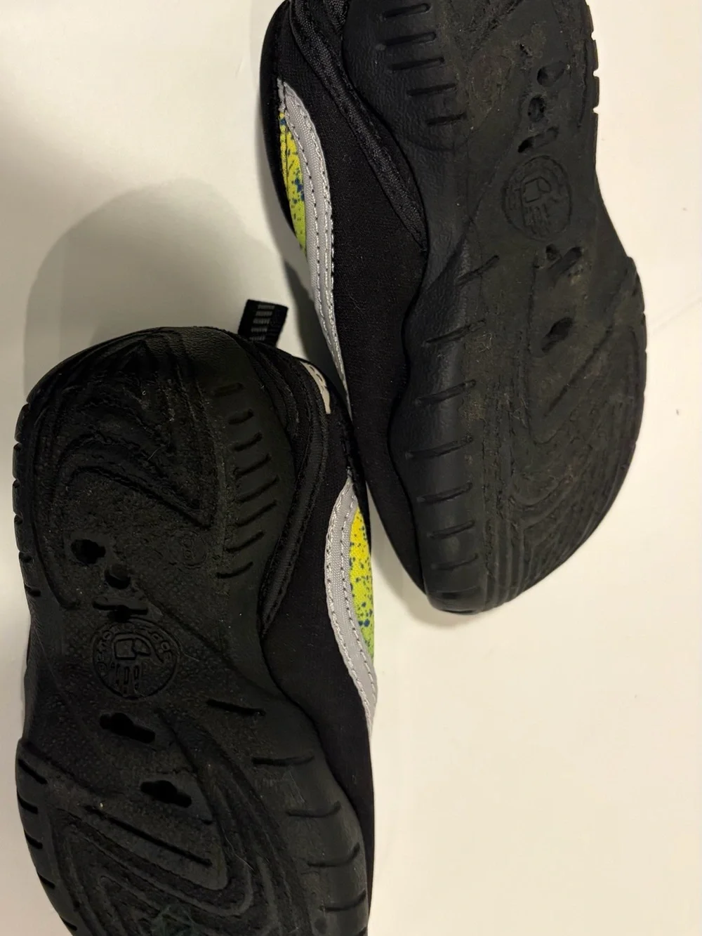 Body Glove kids trim lace