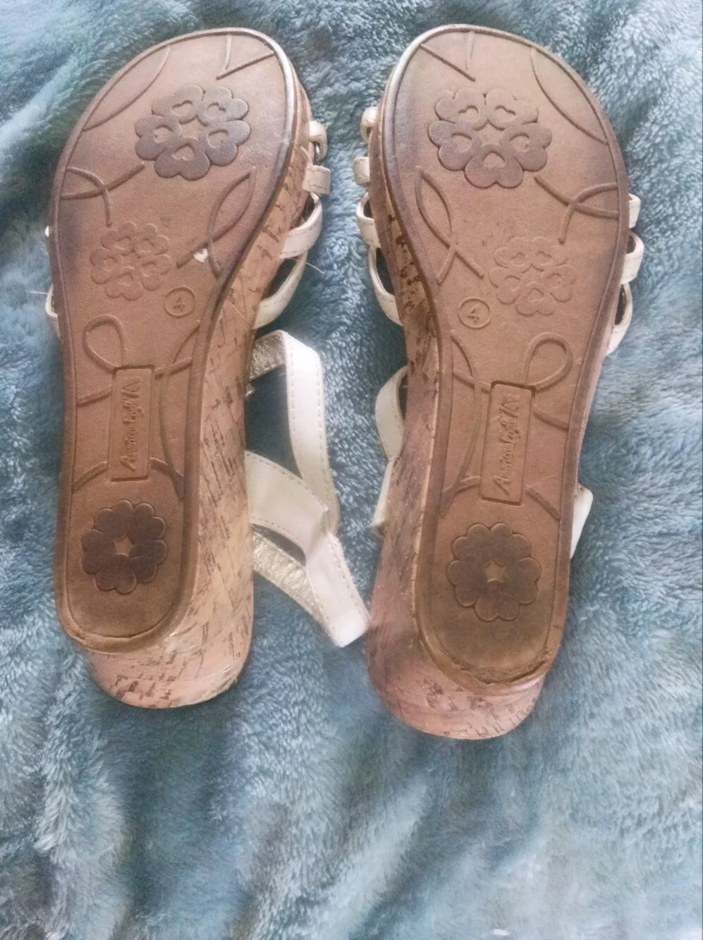 Girls American Eagle White Braided T-Strap Sandals