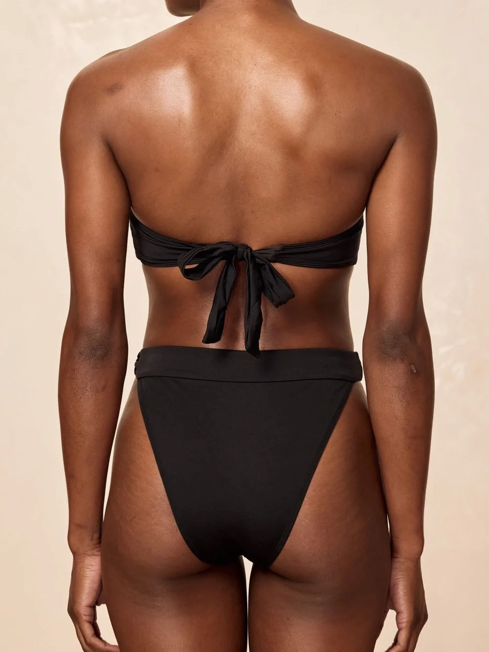 Monday Swimwear elegant black