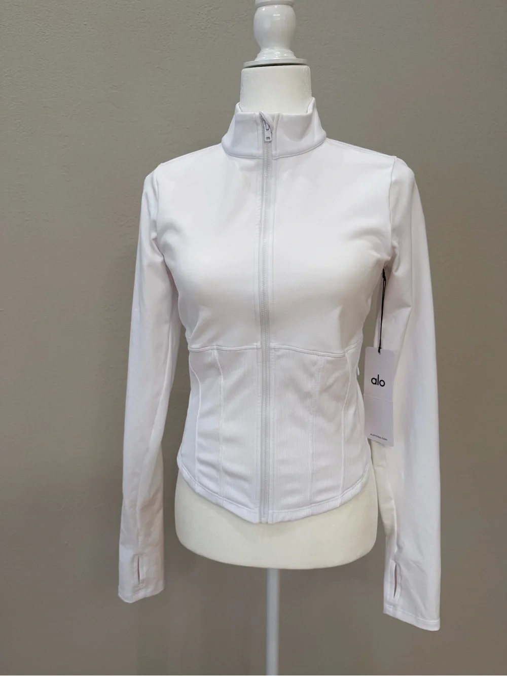 ALO Yoga brand new